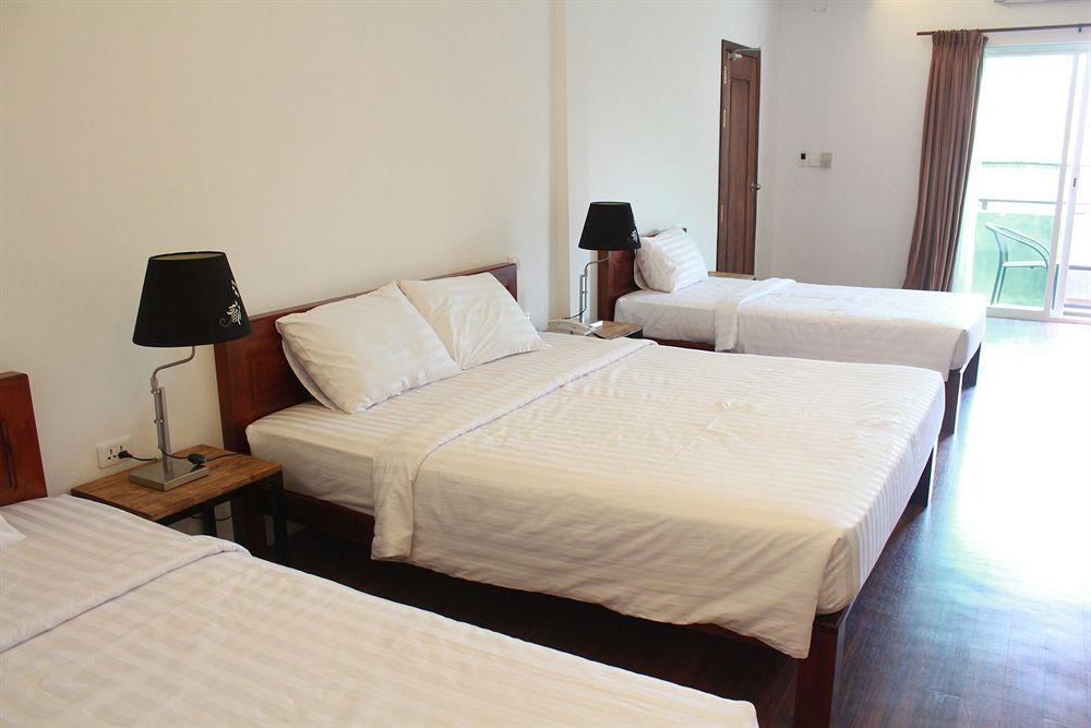 Billabong Hostel Phnom Penh Dış mekan fotoğraf